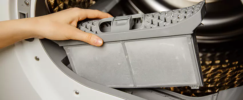 Signs Of A Clogged Dryer Lint Trap in Citrus Park, Florida